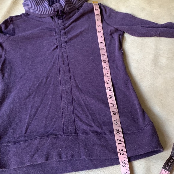 LULULEMON “In a Cinch” Purple Stripe REVERSIBLE Funnel Neck Pullover Long Sleeve - Picture 11 of 15
